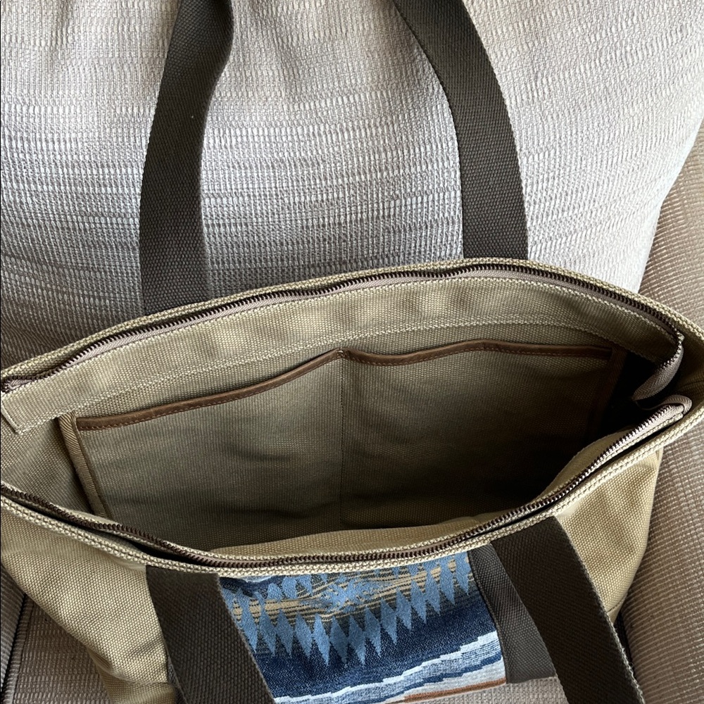 Pendleton Tan & Dark Brown Canvas tote with Blue Pattern - Picture 2 of 5